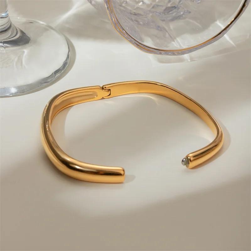 Lula Cuff