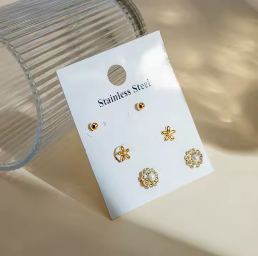 Daisy Studs