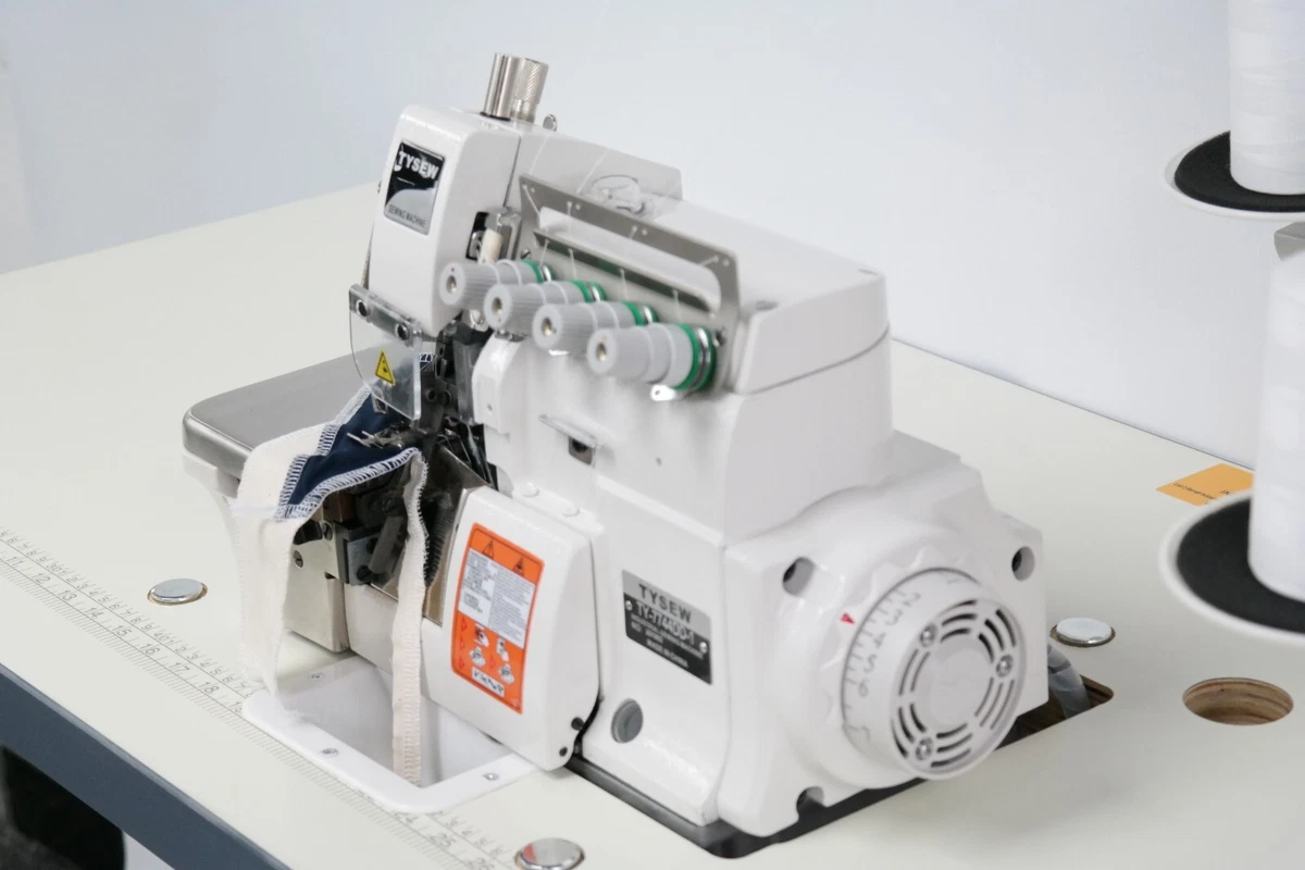 SIRUBA OVERLOCK MACHINE Model 747