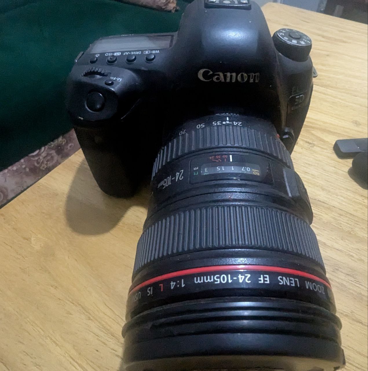 Canon EOS 5D Mark IV camera with 24-105 best ultrasonic powerfull lens