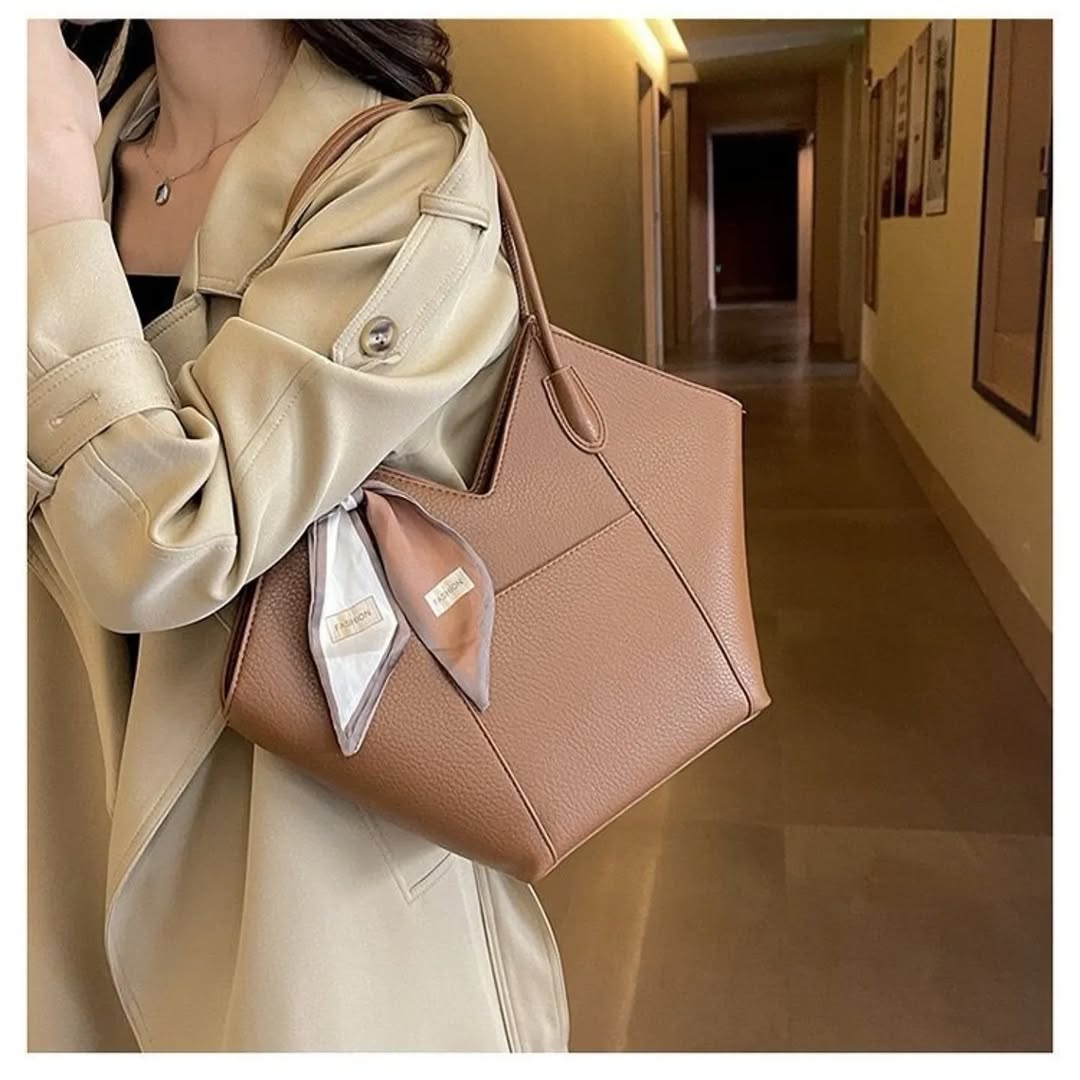Elegant Hand bag