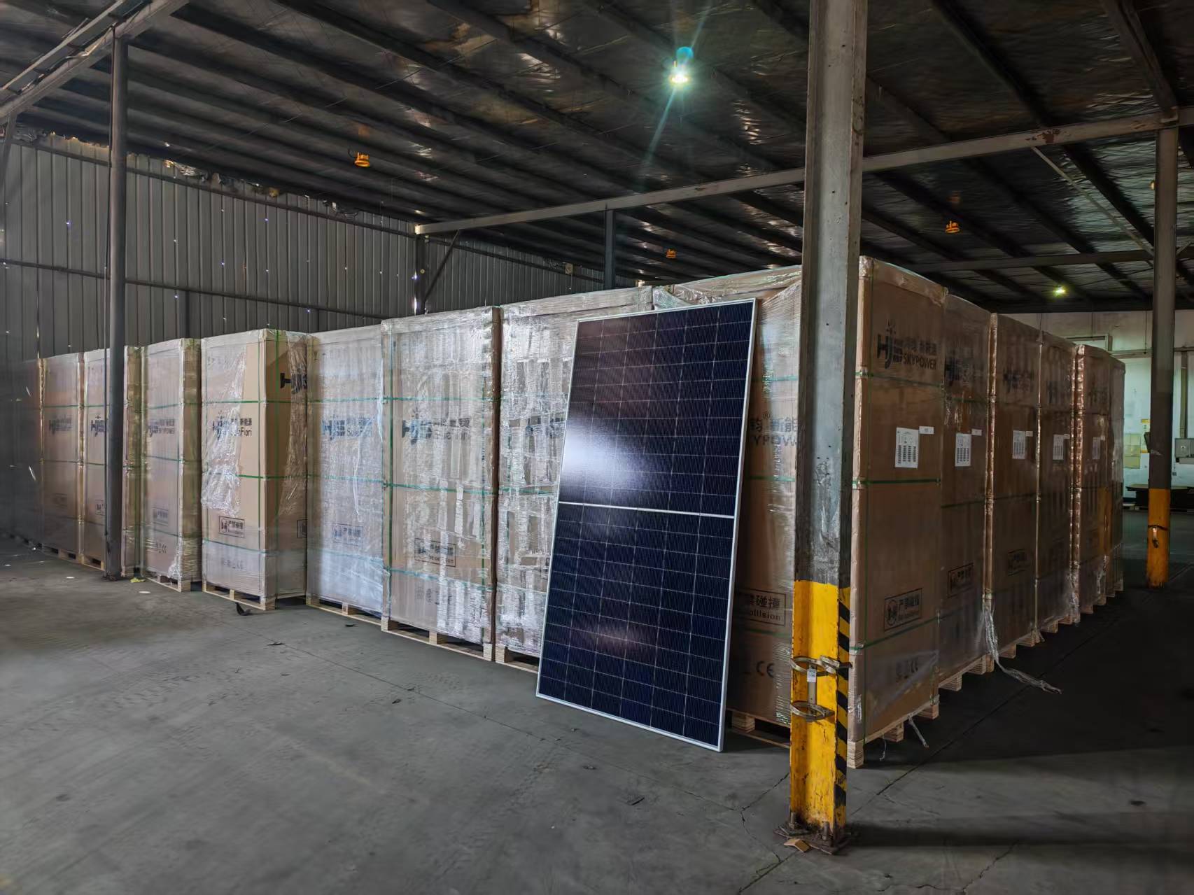 Solar PV Module Solar 690W 700W 710W 720W Solar Cells Panel N-Type Photovoltaic for Solar Panel System