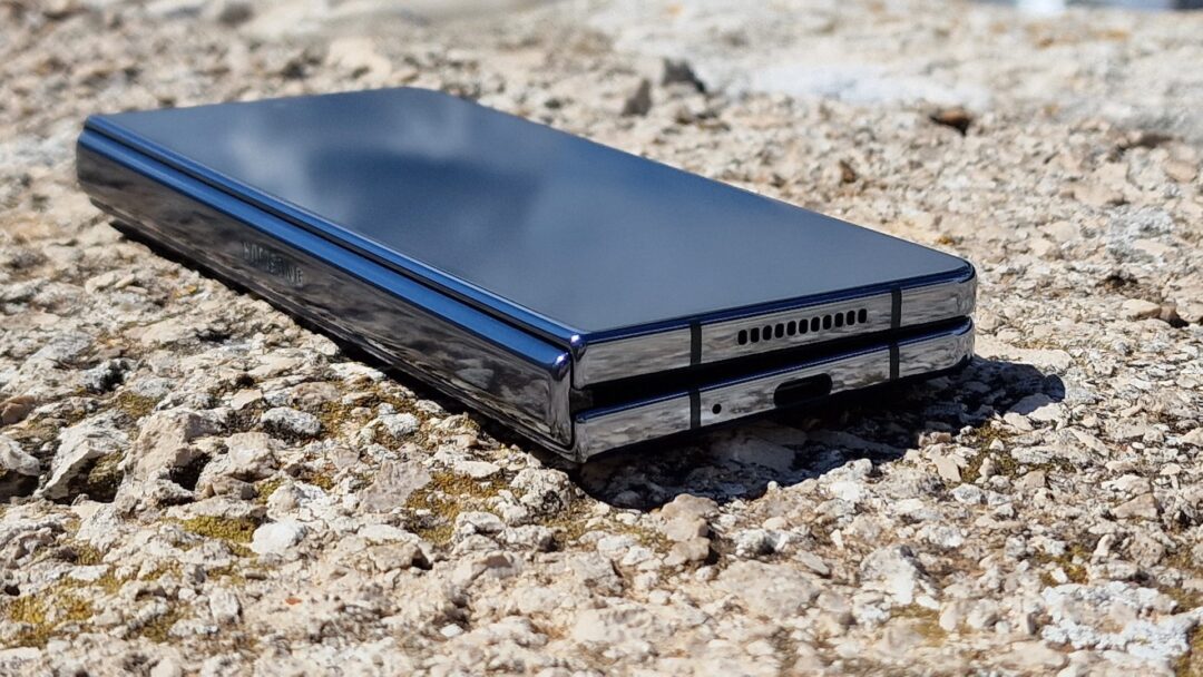 Samsung Fold4 (UK used)