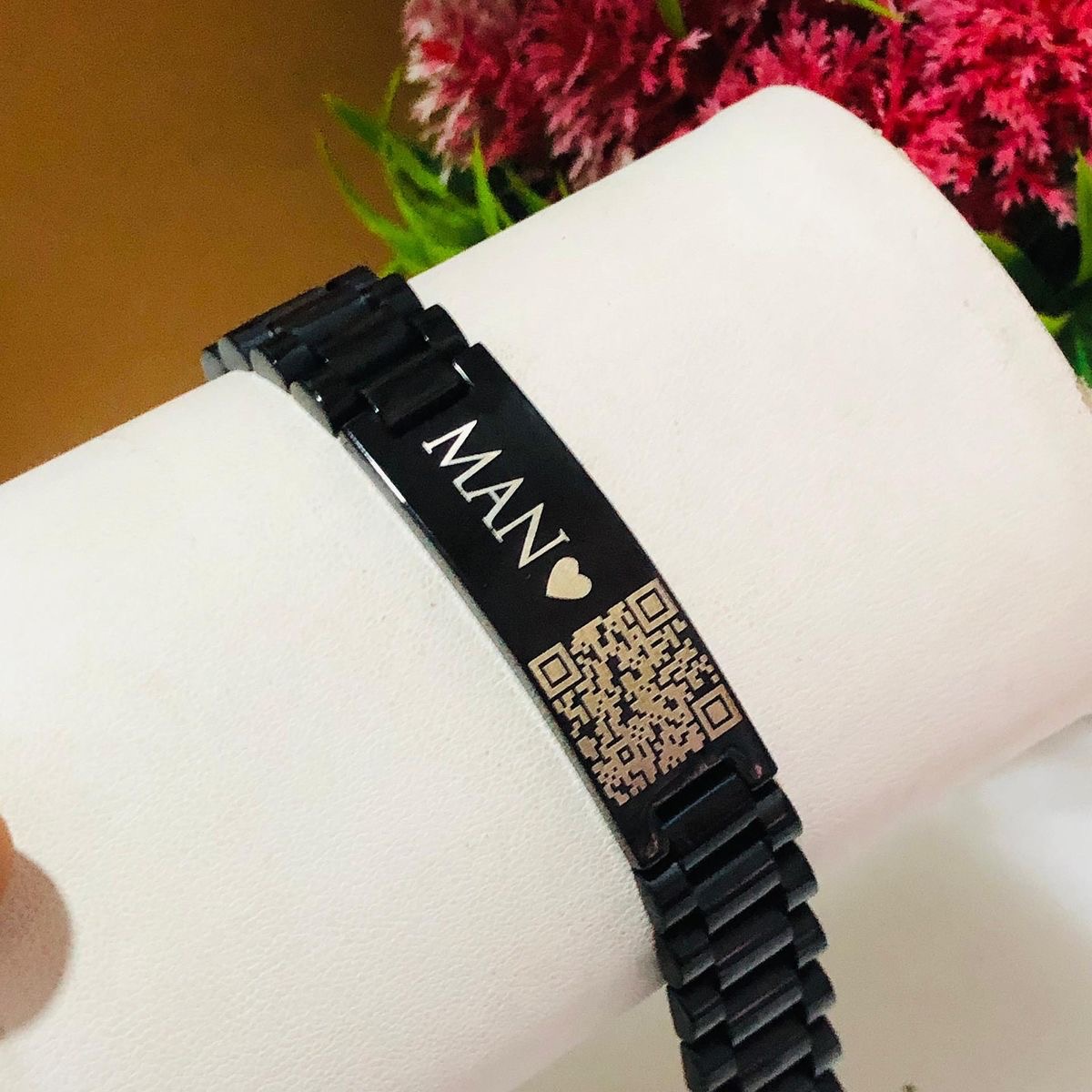 Bold metallic bracelet - Bracelets