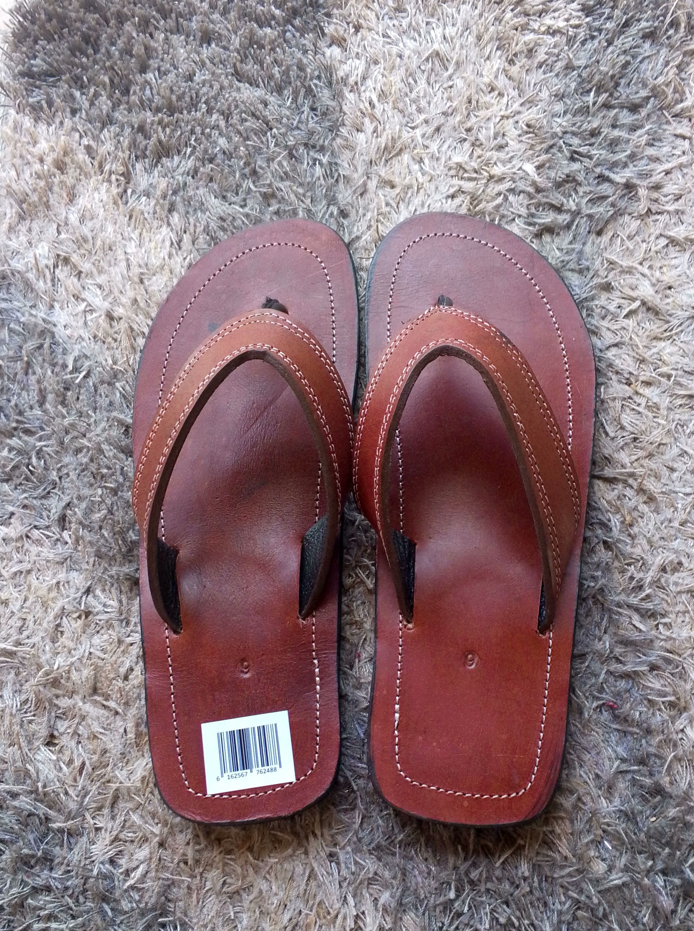 MEN SANDAL CRAFTED