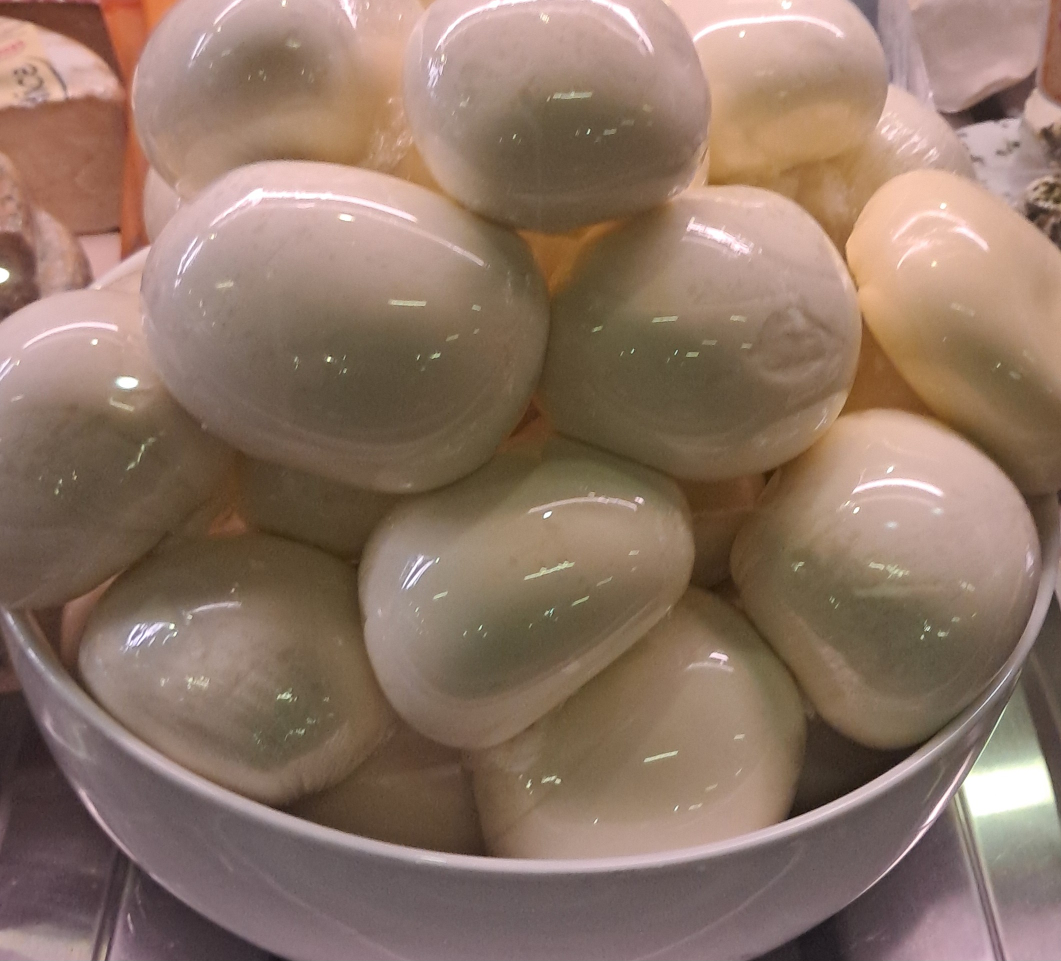 SARINA CHEESE (fresh Italian Mozzarella)