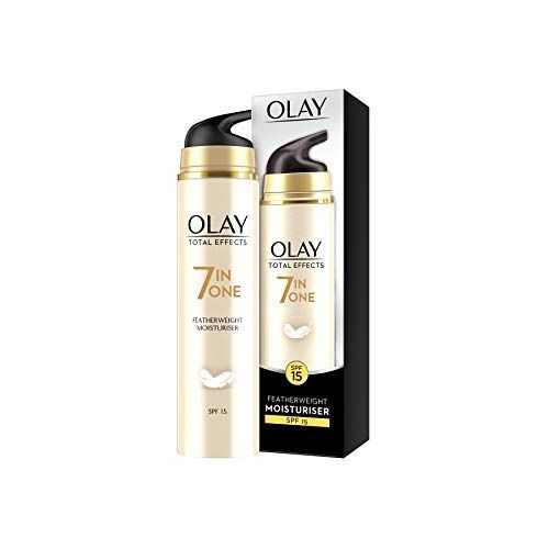 Olay Total Effects Anti-Ageing 7-in-1 Featherweight Day Moisturizer With SPF15