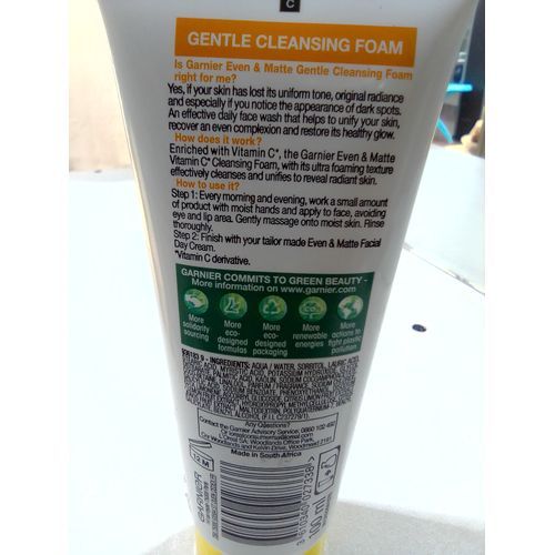 Garnier Skin Active Even & Matte Vitamin C Cleansing Foam 100ml