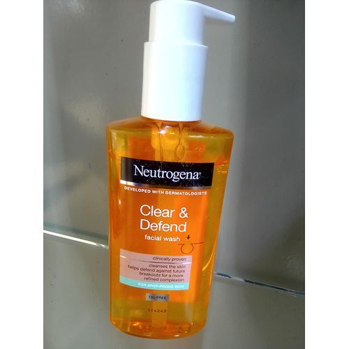 Neutrogena Clear & Defend Facial Wash