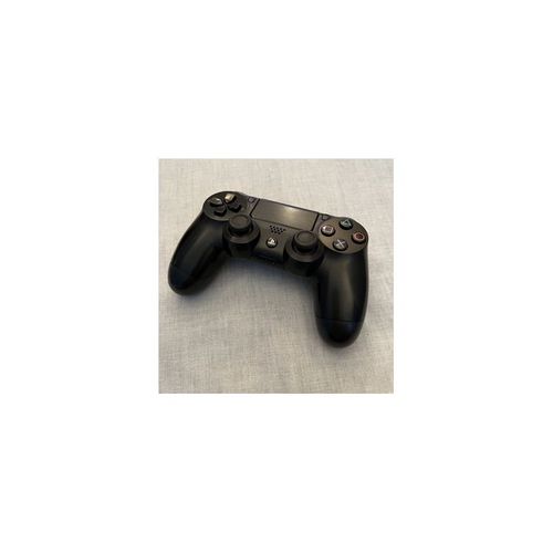 Playstation  Refurbished UK Original Pad DualShock 4 Wireless Controller for PS4 With Free Charge Cable And Silcone Rubber Protector - Jet Black /Old Model