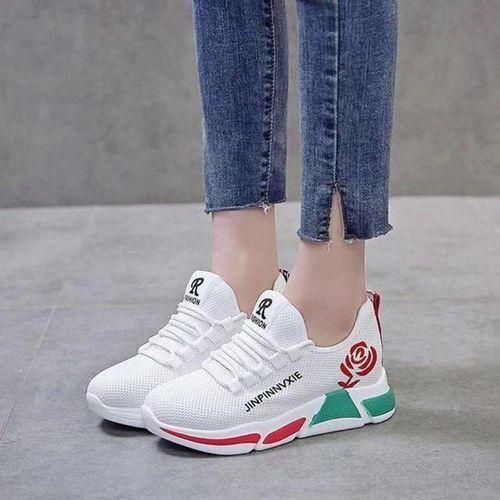 Women's Sports Shoes