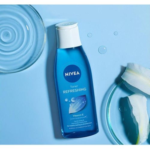 NIVEA Refreshing Toner (200 ml), Face Toner with Vitamin E, Deeply Cleanses, Invigorates the Skin, and Removes Residue, Effective&nbsp;Facial&nbsp;Cleanser