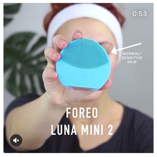 Silicone Electric Facial Cleansing Brush - Blue