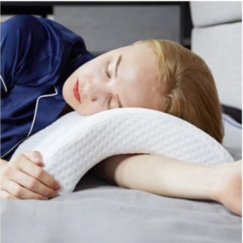Arched Pillow, Romantic Couple Sleeping Pillow -White.
