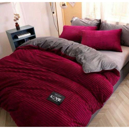 Volvet duvet set with 2 pillowcases 1 bedsheet