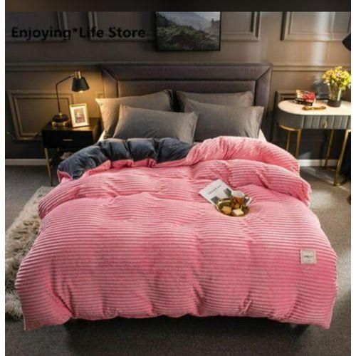 Kingsize Duvet Set 4Pcs,1 BedCover, 2PillowCases And 1 BedSheet -Pink
