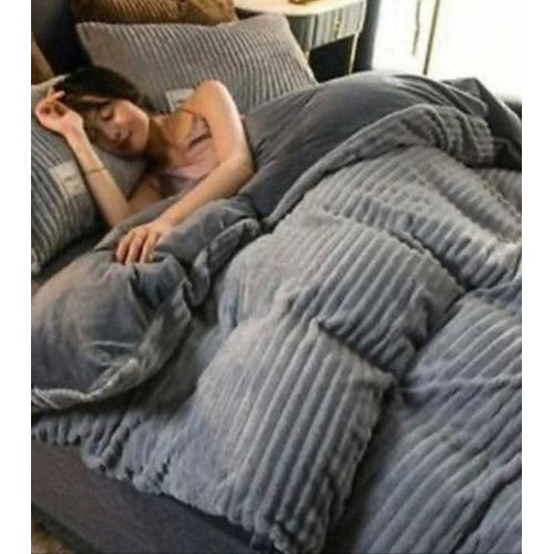 Duvet covers comes with 1 bedsheet 2 pillow cases and a duvet