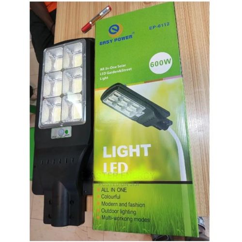 600w LED Outdoor Waterproof Security Solar Street Light With Remote - Black