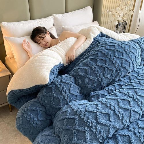 Fluffy Lamb Velvet Quilt Green