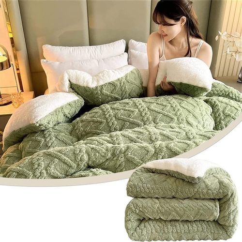 Fluffy Lamb Velvet Quilt Green