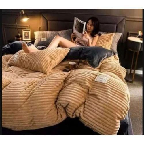 4PC Coral Velvet Duvet Set With 1 Bedsheet, 2Pillowcases And 1Duvet 5*6