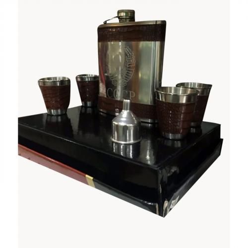 Portable Alcohol Whiskey Wine Hip Flask ,4 Wine Cups And Funnel  - Sliver