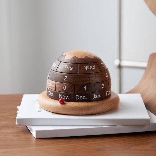 Wooden Desktop Calendar Artwork Table Accessories Rotating