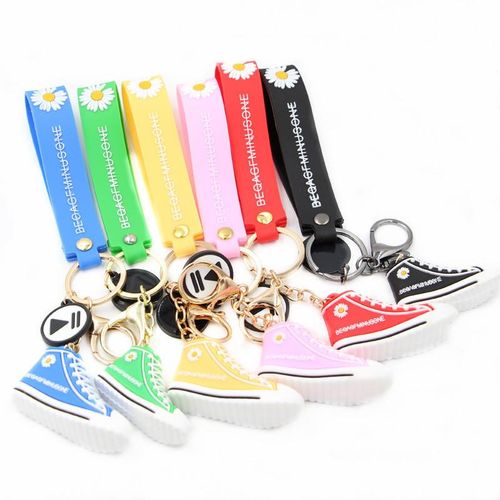 Sport Small Daisy Shoes Keychain Mini Simulation Canvas Shoes Keyring Canvas Sneakers Key Chains The Best Give Girl