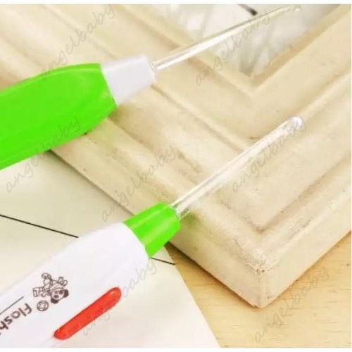 1pcs LED Flashlight Ear Pick Cleaner Earpick Remove Spoon Curette Baby Child Ear Wax Care Tools