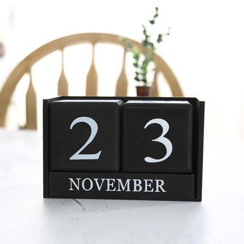 Vintage Wooden Perpetual Desk Calendar Block Planner