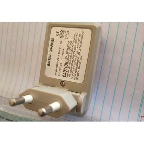 SINGWAY Battery Charger AA/AAA