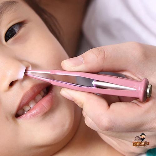 Infant Nose Clean Clip Baby Clean Ear Nose Navel Safety Dig Tweezers Babies Safety Forceps Clean Supplies With LED Light