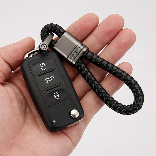 Hand-Woven Leather Keychains Car Key Ring Men Women Cute Car Keyring Holder Waist Key Chain Charm Bag S Car Accessories