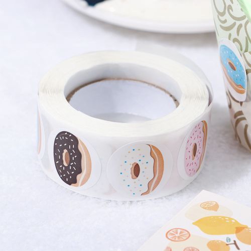 500pcs Roll Donut Pattern Stickers Self-adhesive