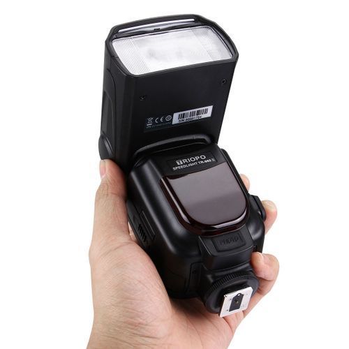 TRIOPO TR-960ii Flash Speedlite For Canon / Nikon DSLR Cameras