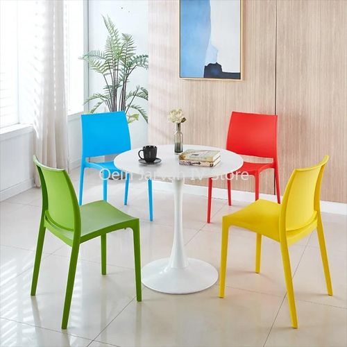 Very Strong Plastic Chair With A Dynamic Design And Varying Colors-Multicolor