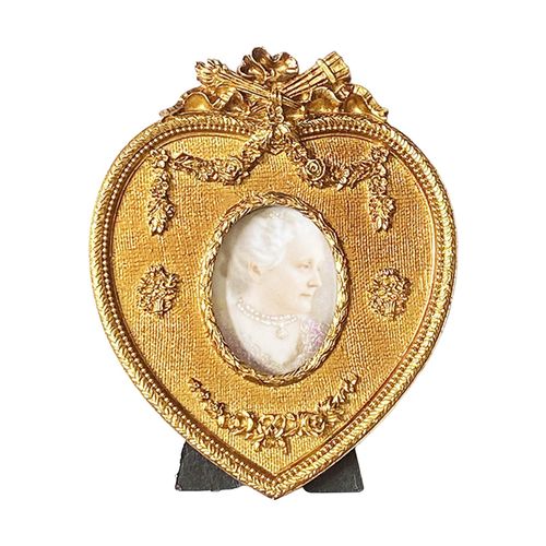 Photo Frame Elegant  Standing Or Wall Mounting Tabletop