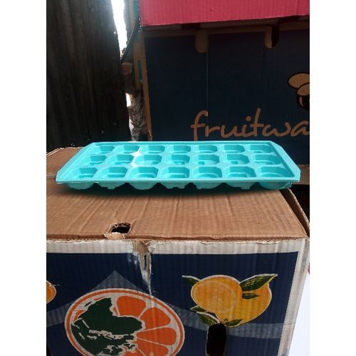Ice Mold And Tray For Making Ice Cubes/Color Varies-Blue