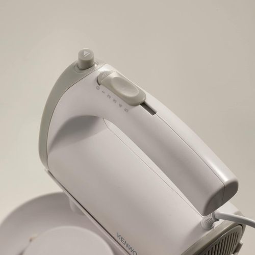 Kenwood Hand Mixer with Bowl 300W 2.4L HMP22- WHITE(1 YR WRTY)