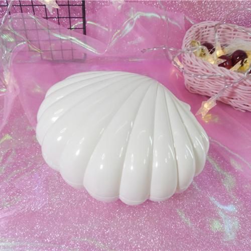Shell Shaped Rotating Girl LED Flashing Music Box Musical