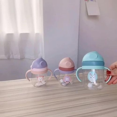 Children Kids Drinking Bottle Water Cup Cartoon Baby Feeding Cup Portable Outdoor Travel Leakproof Sports Straw Drinks / Multicolor NO5293