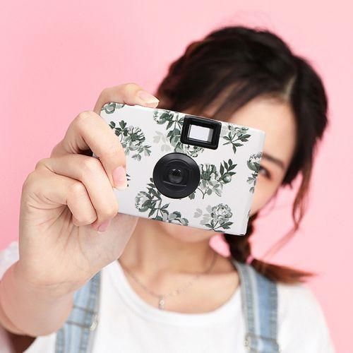 Retro Peony Cute Disposable Film Mini PointAndShoot Camera With 18 Sheets Films