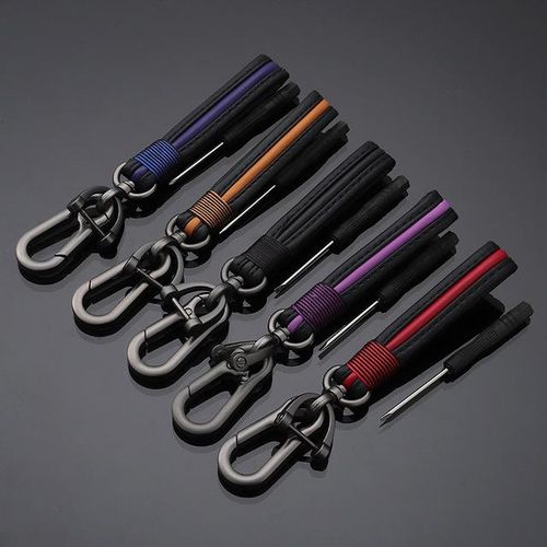 Luxury Genuine Lanyard car keychain. Male and female Gunmetal Buckle key ring. Motorcycle keychain Gift Chaveiro-black