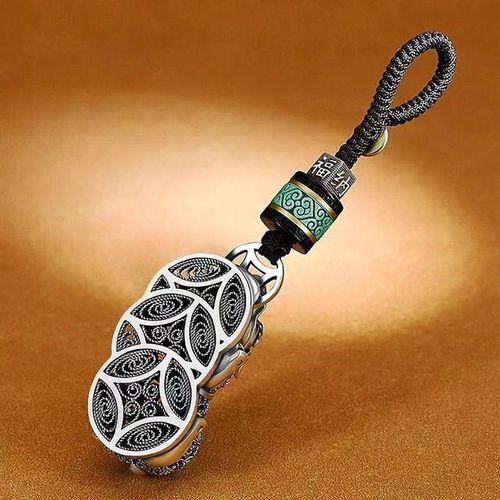 Mythical wild animal prosperous wealth and peace Electroplated Silver Keychain Totem Keyring Gift for Men Car Key Accessories-Silver