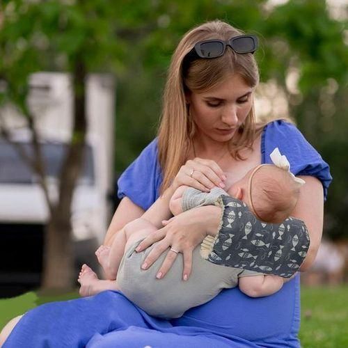 Cozy Cradle Pillow AntiSpitting Support Pillow For Bottle Feeding Comfortable Soft Pillow With Arm Hole For Mom Newborn