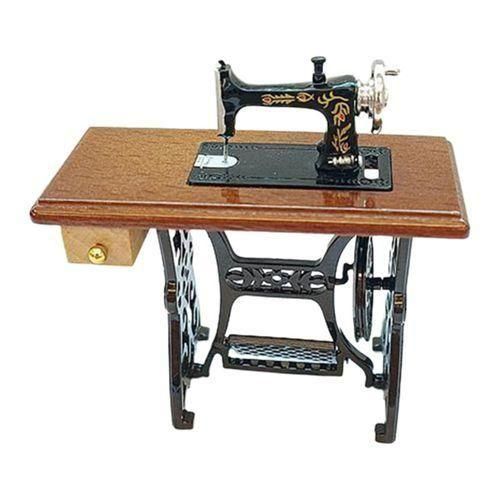 2pcs 16 Miniature Sewing Machine BJD Doll Decor Props Tailor Toy For