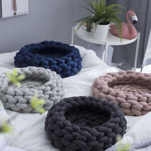 Chunky Yarn Hand Knitting Blanket Arm Knit Yarn For Rugs Making Black