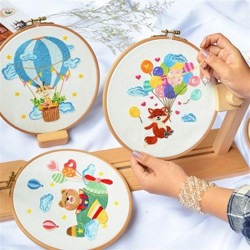 Beginner Embroidery Kits Cartoon Pattern Diy Embroidered Material Set Hand Needlework Craft Kit Needle Arts Cross Stitch Decor