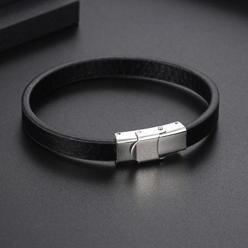 Simple Personality Handmade Woven Leather String Bracelet Men's European and American Titanium Steel Bracelet Vintage Bracelet Light Luxury Yl257