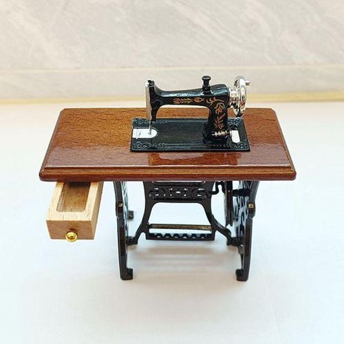 2pcs 1/6 Miniature Sewing Machine BJD Doll Decor Props Tailor Toy For